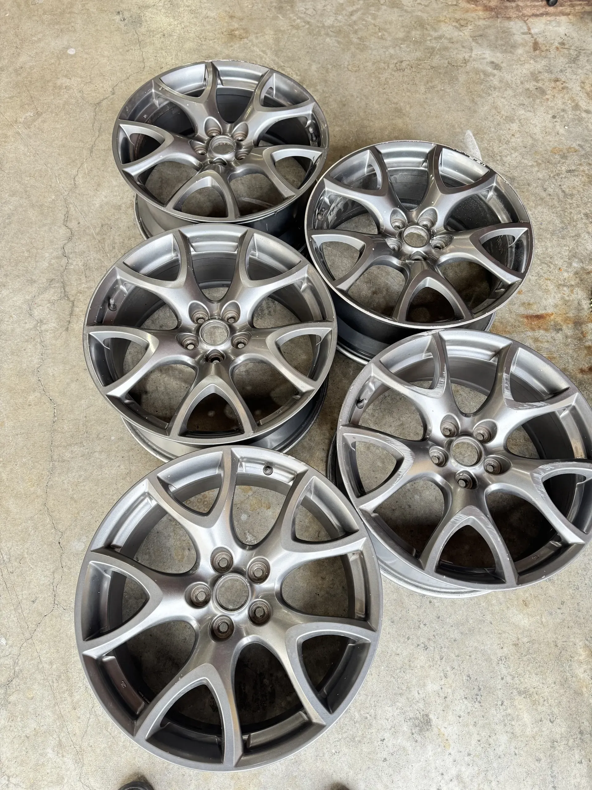 Alloy wheels in silver